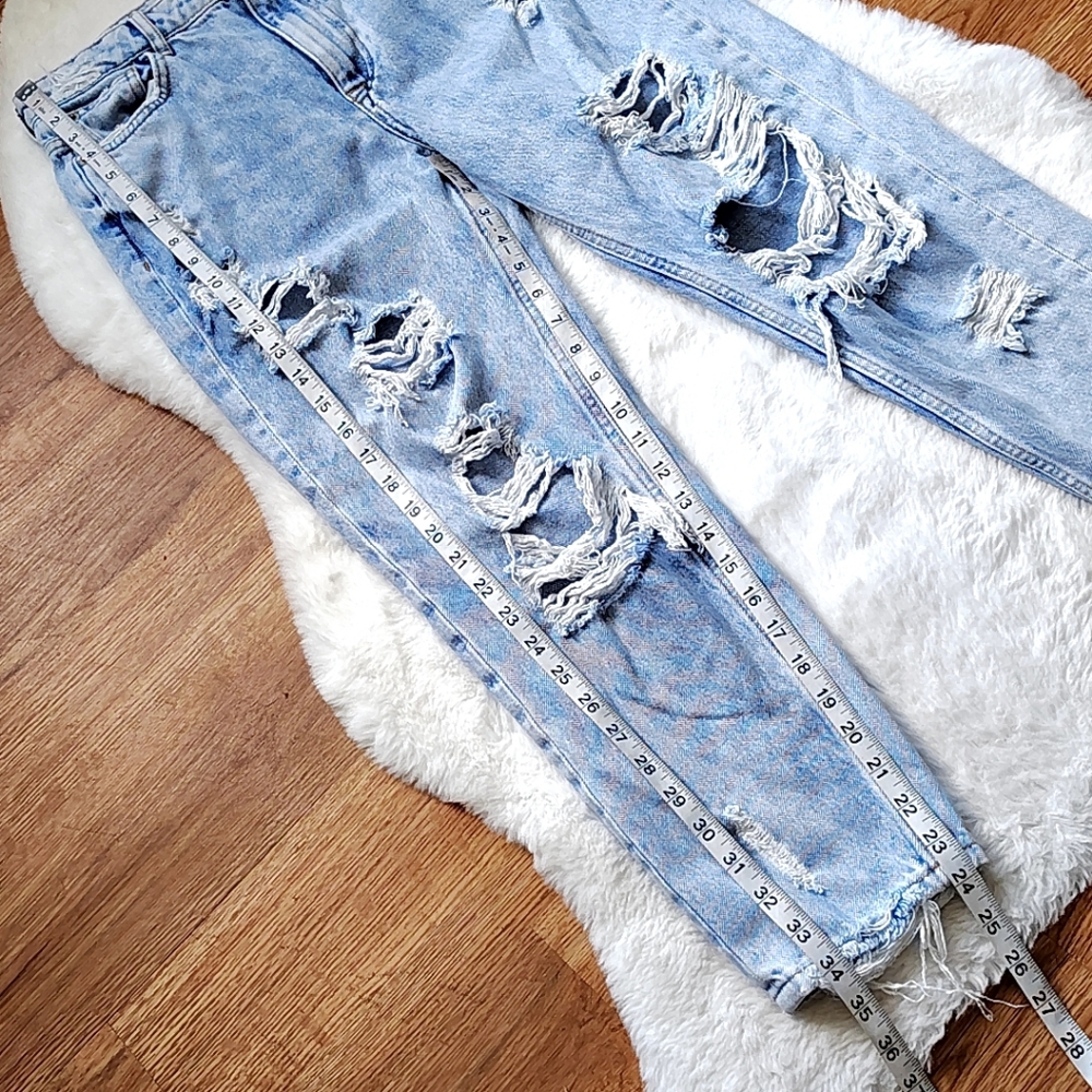Mom Jeans Bershka High Rise Destroyed Ripped Distressed Denim - Picture 11 of 11